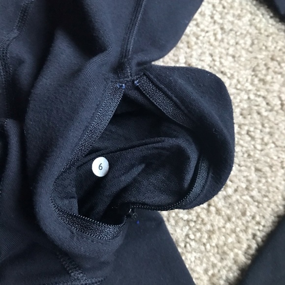 Lululemon Stride Jacket Sz 6 In Black - Picture 9 of 9